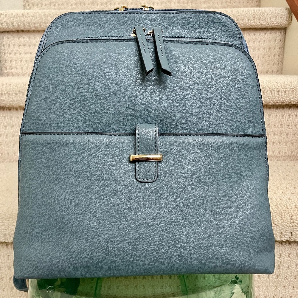 Convertible sling and backpack